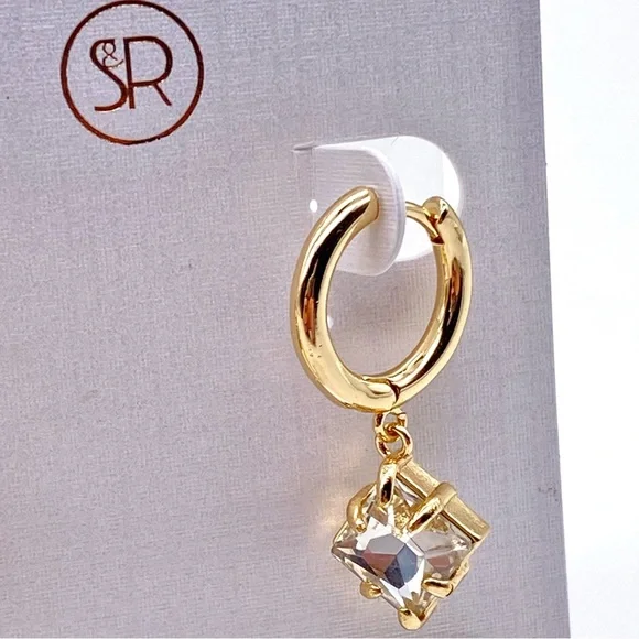 NWT Stella & Ruby Clear Square Crystal Drop Huggie Earrings - Picture 5 of 11
